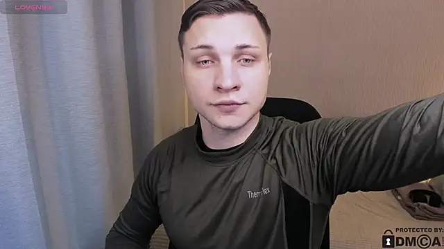 Snapshot of handsome_guy01 chatting on February 1, 2026, 4:49 pm handsome guy01 online show from February 1, 2026, 4:49 pm