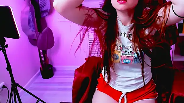 CarolGiggly online show from October 19, 2025, 12:13 am