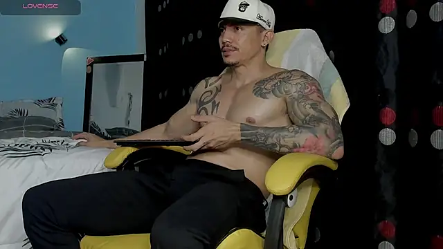 Alex motta online show from September 14, 2025, 4:13 am