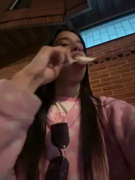 Snapshot of Praga_Pink chatting on February 11, 2026, 1:05 am Praga Pink online show from February 11, 2026, 1:05 am