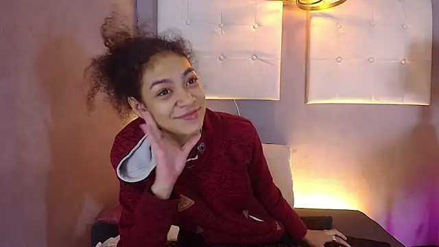 Snapshot of Aurora_ath chatting on February 11, 2026, 8:20 pm Aurora ath online show from February 11, 2026, 8:20 pm