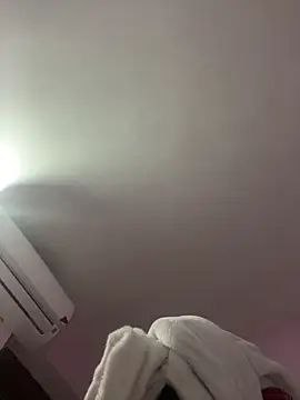 Gerallima 1 online show from October 24, 2025, 1:48 am