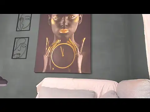 kriztaljessika online show from November 20, 2025, 4:35 am