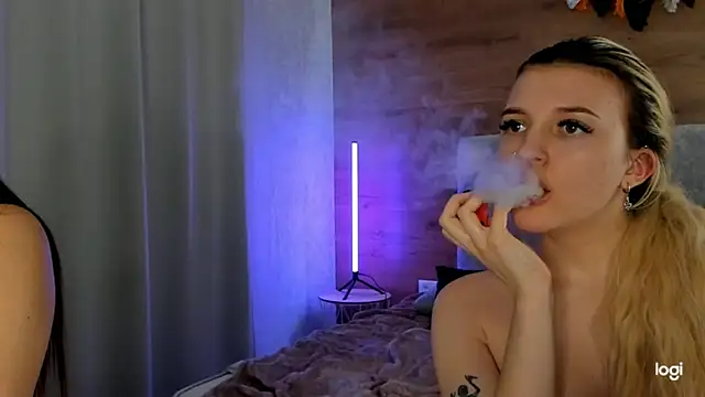 Snapshot of ShySonya chatting on February 2, 2025, 5:15 pm ShySonya online show from February 2, 2025, 5:15 pm