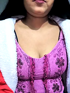 NEETU-89 online show from November 14, 2025, 2:26 am