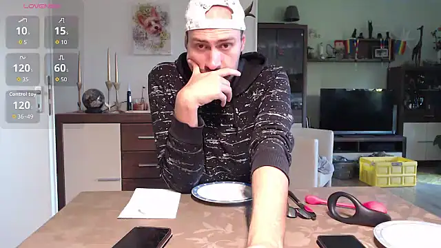 xxJANI2xx online show from October 3, 2025, 6:26 am