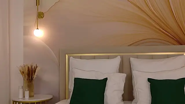 Snapshot of milaleoneli chatting on March 1, 2026, 2:50 pm milaleoneli online show from March 1, 2026, 2:50 pm