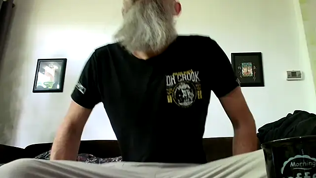 Kingsscepter online show from May 14, 2026, 7:38 am