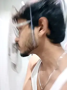 Snapshot of skinnyyyyyyyyy chatting on March 24, 2026, 2:44 am skinnyyyyyyyyy online show from March 24, 2026, 2:44 am