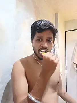 skinnyyyyyyyyy online show from July 9, 2026, 3:51 am