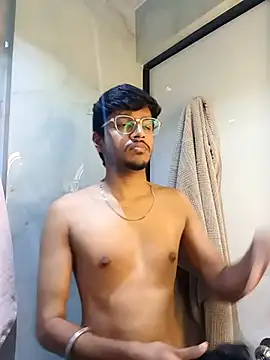 Snapshot of skinnyyyyyyyyy chatting on April 27, 2026, 4:32 am skinnyyyyyyyyy online show from April 27, 2026, 4:32 am