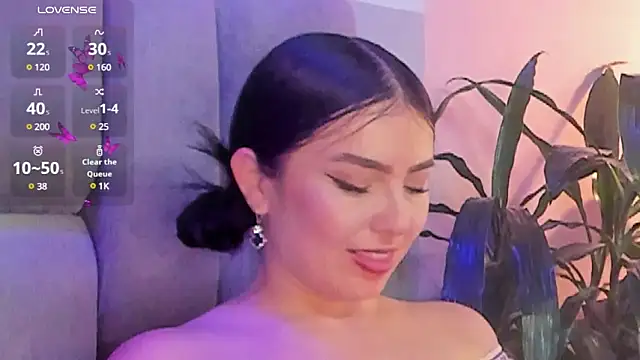 mia greeco online show from January 24, 2025, 3:24 pm