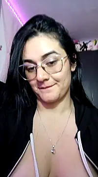 Snapshot of Hanna_Kinsley chatting on March 1, 2025, 7:08 am Hanna Kinsley online show from March 1, 2025, 7:08 am