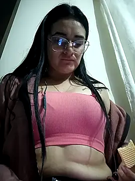Snapshot of Hanna_Kinsley chatting on March 18, 2025, 3:23 am Hanna Kinsley online show from March 18, 2025, 3:23 am