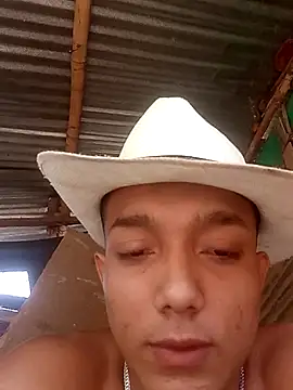 Snapshot of tayson_ chatting on March 20, 2026, 1:45 pm tayson online show from March 20, 2026, 1:45 pm