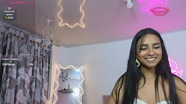Snapshot of Jazmin_tay chatting on February 25, 2025, 1:52 am Jazmin tay online show from February 25, 2025, 1:52 am
