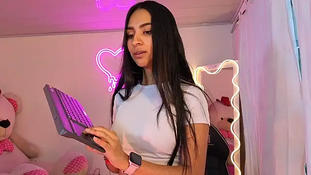 Snapshot of Jazmin_tay chatting on October 7, 2025, 11:44 am Jazmin tay online show from October 7, 2025, 11:44 am