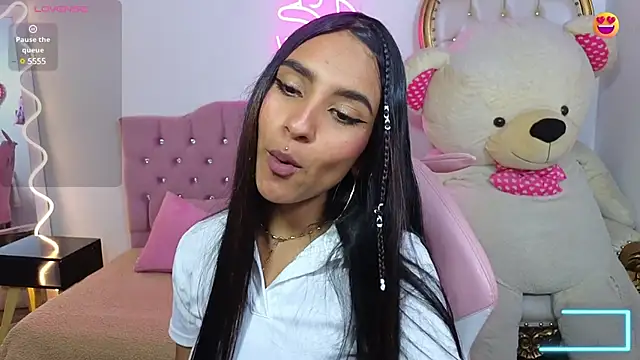Snapshot of Jazmin_tay chatting on March 18, 2025, 7:33 pm Jazmin tay online show from March 18, 2025, 7:33 pm