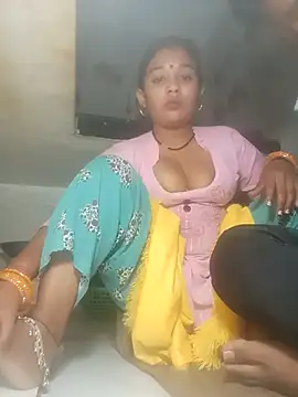 Surajpuja79 online show from February 8, 2026, 3:32 pm