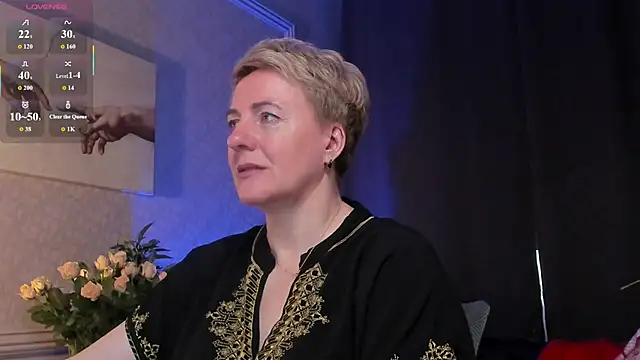 Nika Smit online show from May 30, 2026, 5:14 am