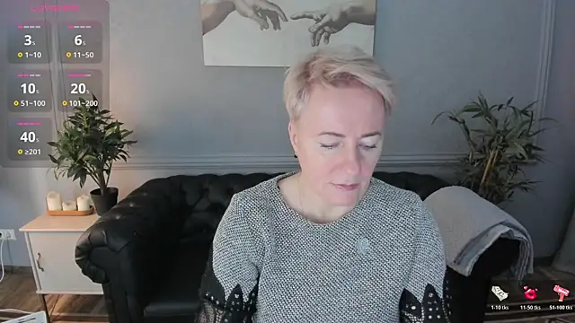 Nika Smit online show from November 16, 2025, 5:12 am