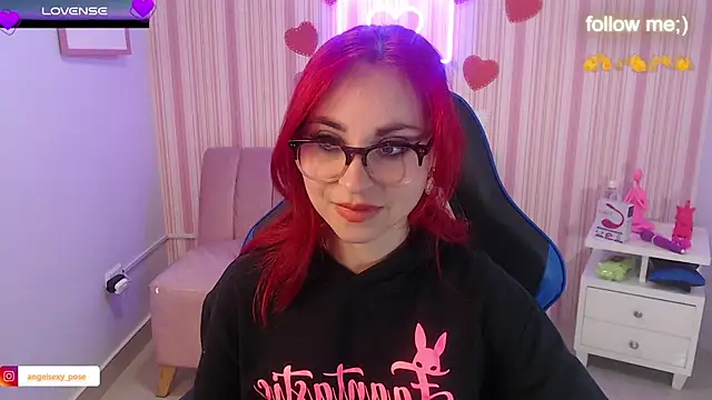Snapshot of abril_ch_ chatting on March 7, 2025, 10:56 am abril ch online show from March 7, 2025, 10:56 am