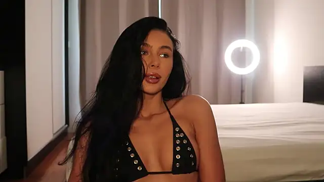 IvyKaelani online show from May 10, 2026, 10:08 am