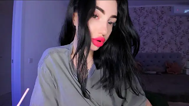 NancyLovee  online show from July 6, 2026, 4:53 pm