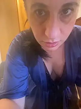 gloria7v05 online show from February 15, 2026, 12:04 pm