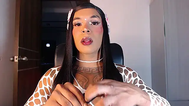 mistressbigcock777 online show from October 17, 2025, 4:27 am