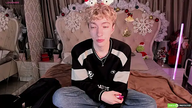 TrevorBenson online show from December 21, 2025, 4:47 am