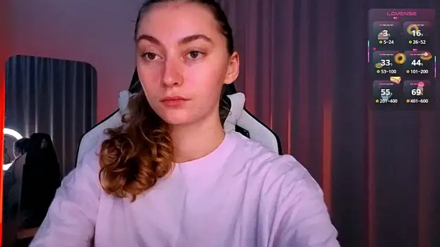 lady curls online show from October 18, 2025, 10:34 pm