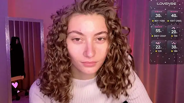 Snapshot of lady_curls chatting on January 20, 2025, 10:59 pm lady curls online show from January 20, 2025, 10:59 pm