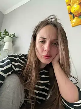 AmiLavs online show from April 2, 2026, 10:44 am