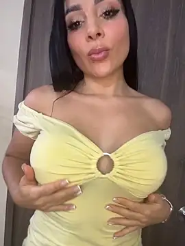 MOMALANA online show from February 11, 2026, 8:09 pm