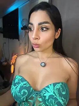 MOMALANA online show from April 11, 2026, 11:19 pm