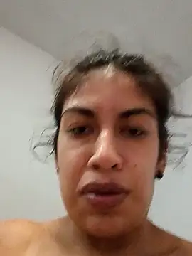 Snapshot of Anamaria-24 chatting on March 20, 2026, 3:24 pm Anamaria-24 online show from March 20, 2026, 3:24 pm