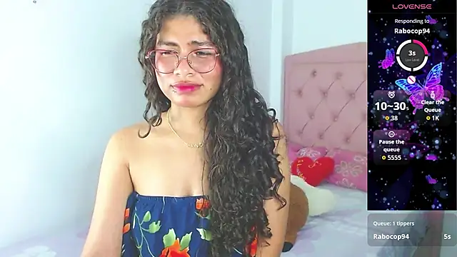 Cynthia hazel online show from October 12, 2025, 5:20 am