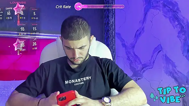 MaximusDick1  online show from December 13, 2024, 1:44 pm