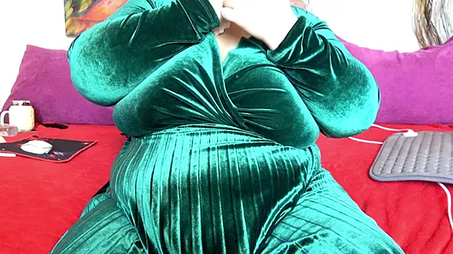Snapshot of lindalovesexy chatting on March 22, 2025, 6:43 am lindalovesexy online show from March 22, 2025, 6:43 am