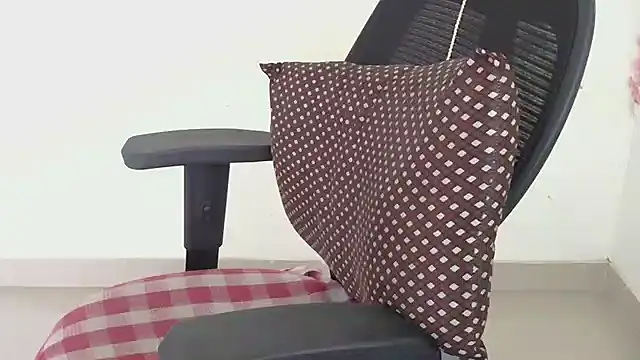 punemodel online show from March 15, 2026, 2:18 am