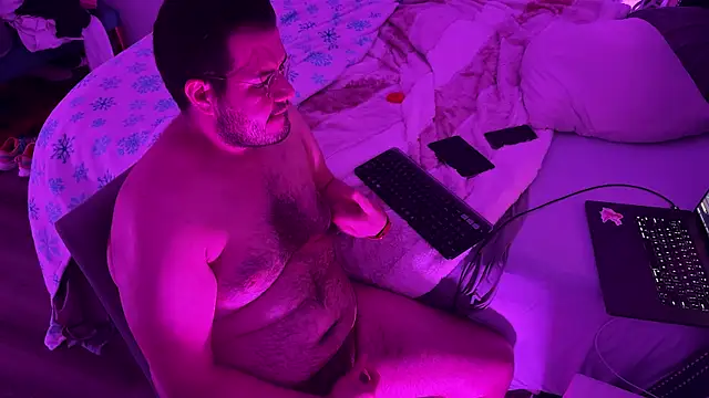 bearcloudcomputa online show from March 8, 2025, 1:28 am