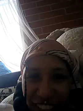 Snapshot of devi_black13_ chatting on February 10, 2026, 6:07 pm devi black13 online show from February 10, 2026, 6:07 pm