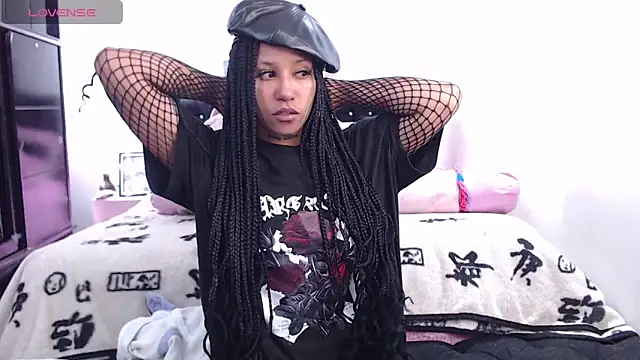 Snapshot of devi_black13_ chatting on May 21, 2026, 7:55 pm devi black13 online show from May 21, 2026, 7:55 pm