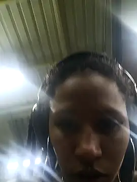 Snapshot of devi_black13_ chatting on December 6, 2024, 2:40 am devi black13 online show from December 6, 2024, 2:40 am