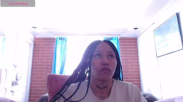 Snapshot of devi_black13_ chatting on February 17, 2026, 4:59 pm devi black13 online show from February 17, 2026, 4:59 pm