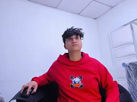 Im Milan Rs online show from September 26, 2025, 3:57 am