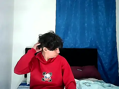 Im Milan Rs online show from November 30, 2025, 1:28 am