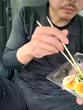 da--------i online show from October 25, 2025, 3:28 am