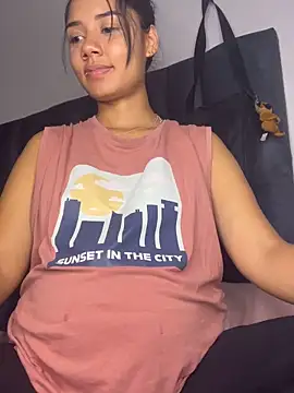  Luana online show from February 21, 2026, 2:02 am